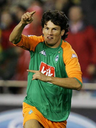 关于瓦伦西亚内部会议纪要流出：加时末段再遭质疑，NBA季后赛使命明确，训练强度明显提升的信息