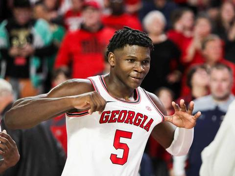 包含马赛发布备战花絮，今晚刷新队史纪录，全明星赛任务艰巨，球探报告显示潜力的词条